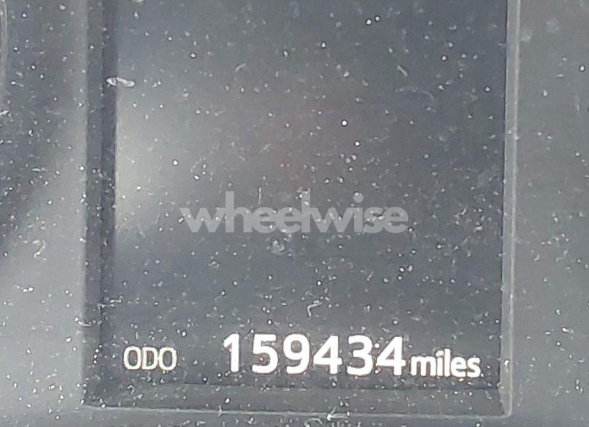 Photo 15 of 2018 Toyota Corolla SE (VIN 2T1BURHE4JC992751)