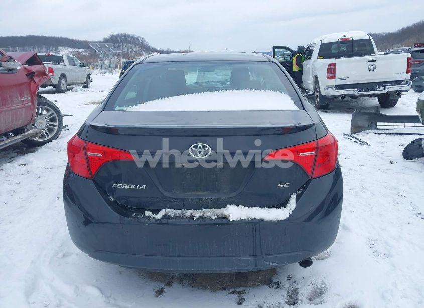 Photo 16 of 2018 Toyota Corolla SE (VIN 2T1BURHE4JC992751)