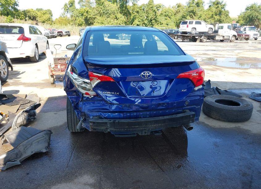 Photo 18 of 2018 Toyota Corolla SE (VIN 2T1BURHE4JC995360)