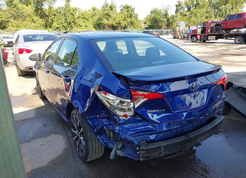 Photo 3 of 2018 Toyota Corolla SE (VIN 2T1BURHE4JC995360)