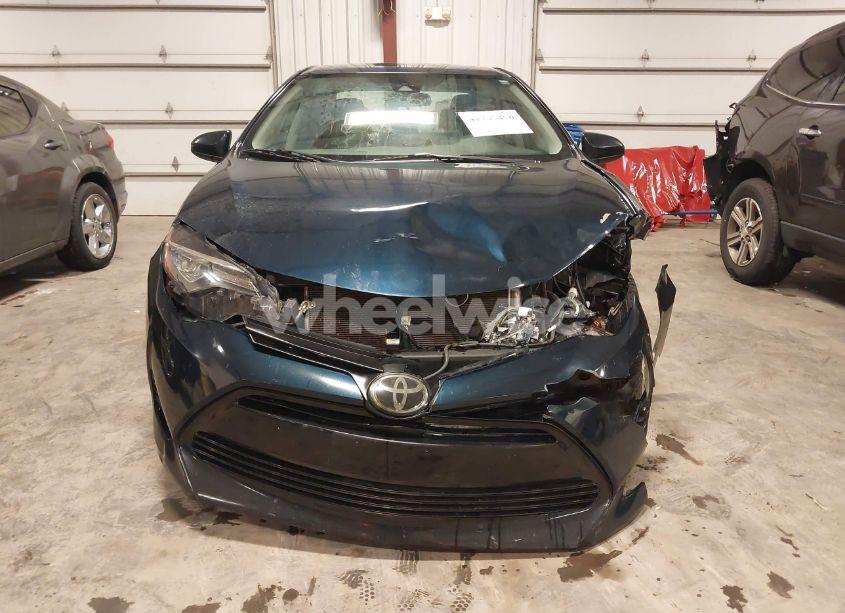 Photo 13 of 2019 Toyota Corolla LE (VIN 2T1BURHE4KC129627)