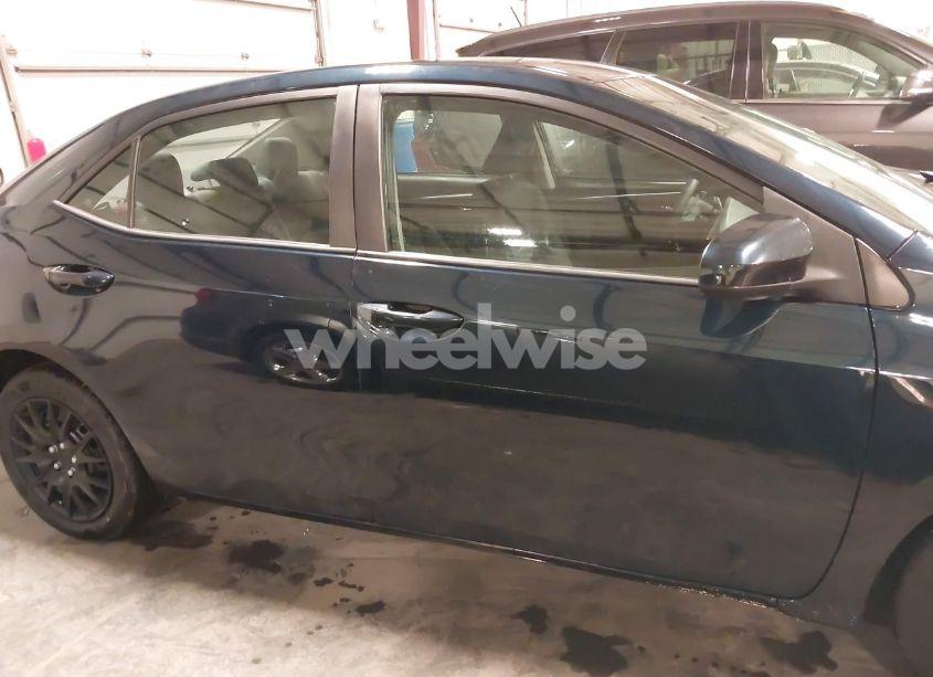 Photo 14 of 2019 Toyota Corolla LE (VIN 2T1BURHE4KC129627)