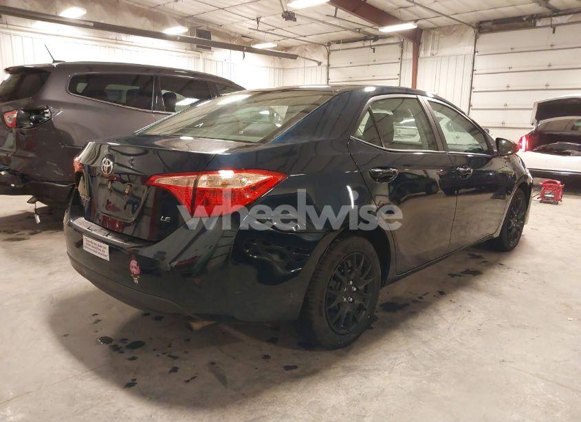 Photo 4 of 2019 Toyota Corolla LE (VIN 2T1BURHE4KC129627)