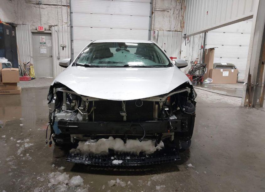 Photo 13 of 2019 Toyota Corolla LE (VIN 2T1BURHE4KC138585)