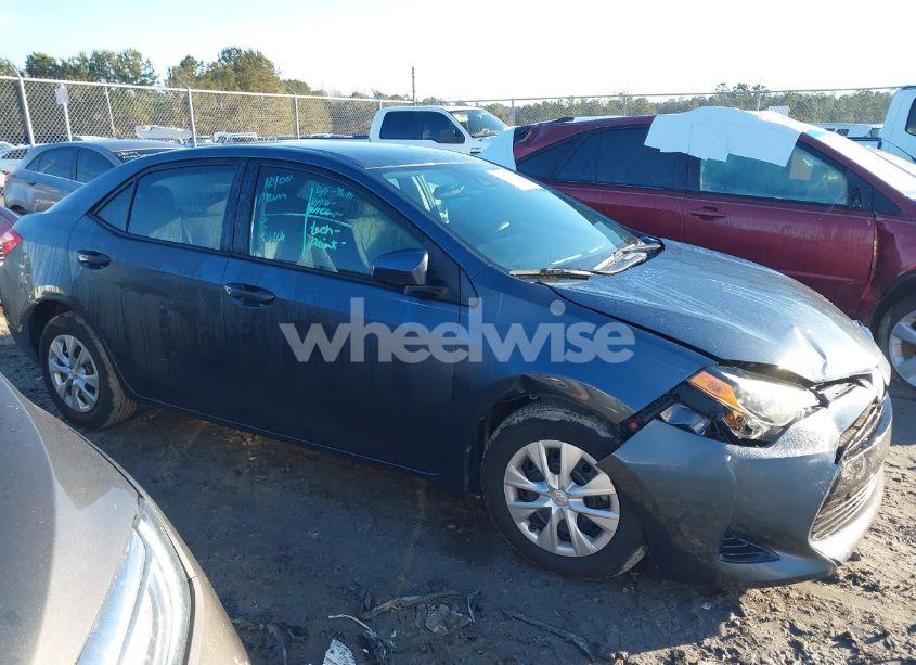 Photo 13 of 2019 Toyota Corolla L (VIN 2T1BURHE4KC141583)