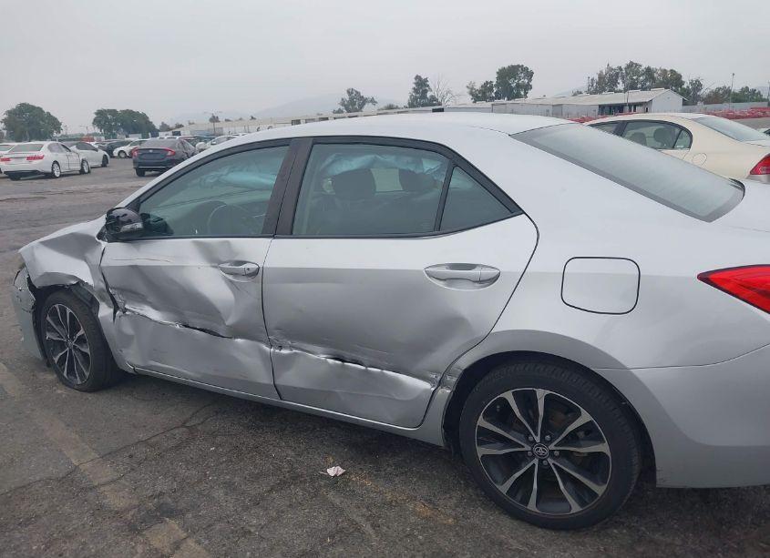 Photo 6 of 2019 Toyota Corolla SE (VIN 2T1BURHE4KC141678)