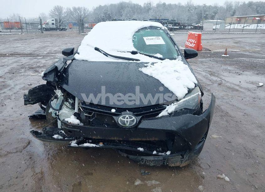 Photo 12 of 2019 Toyota Corolla LE (VIN 2T1BURHE4KC143799)