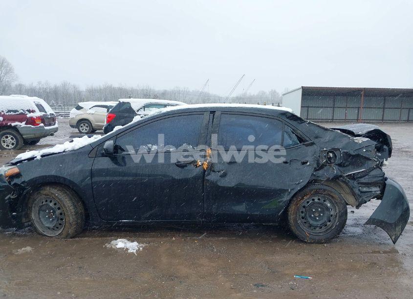 Photo 6 of 2019 Toyota Corolla LE (VIN 2T1BURHE4KC143799)