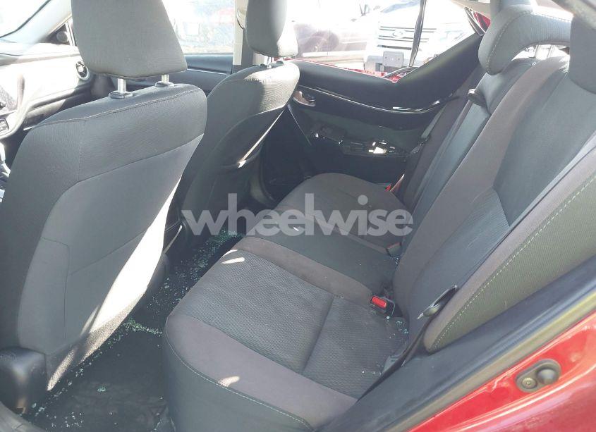 Photo 8 of 2019 Toyota Corolla LE (VIN 2T1BURHE4KC152809)