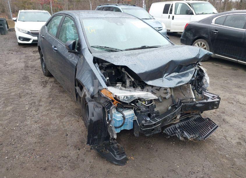 2019 Toyota Corolla LE (VIN 2T1BURHE4KC152874) main photo