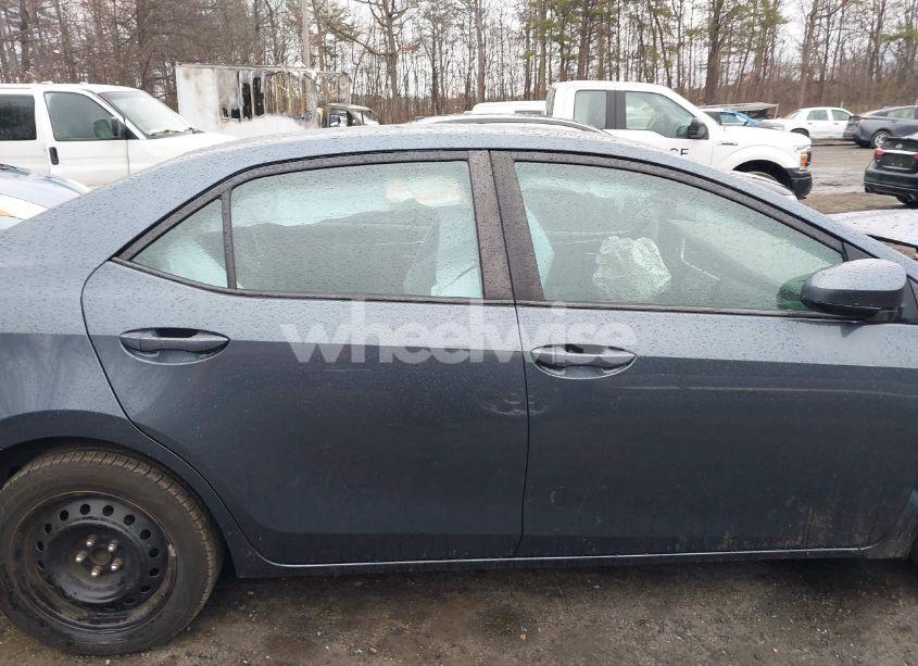 Photo 13 of 2019 Toyota Corolla LE (VIN 2T1BURHE4KC152874)