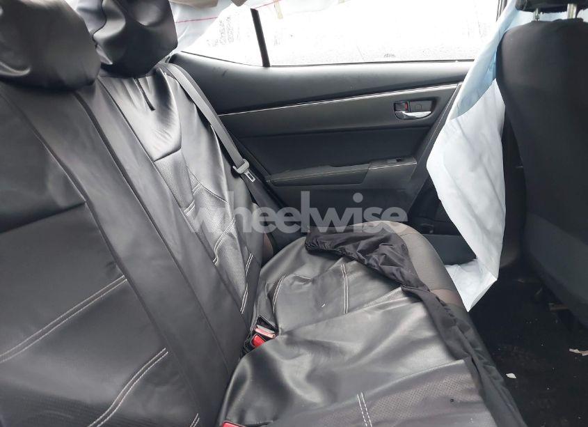 Photo 8 of 2019 Toyota Corolla LE (VIN 2T1BURHE4KC152874)