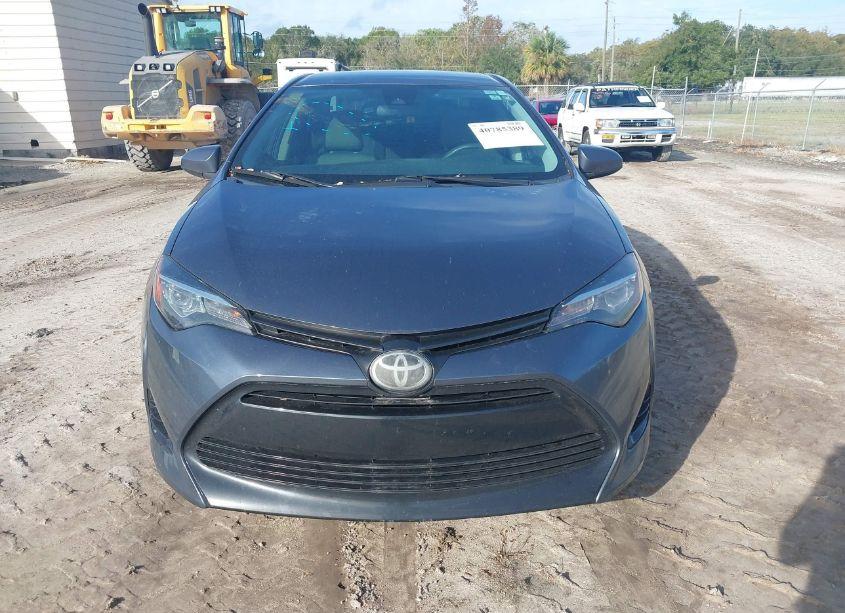 Photo 12 of 2019 Toyota Corolla LE (VIN 2T1BURHE4KC155922)