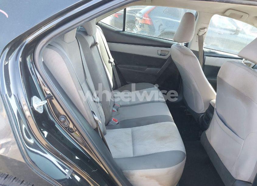 Photo 8 of 2019 Toyota Corolla LE (VIN 2T1BURHE4KC174132)