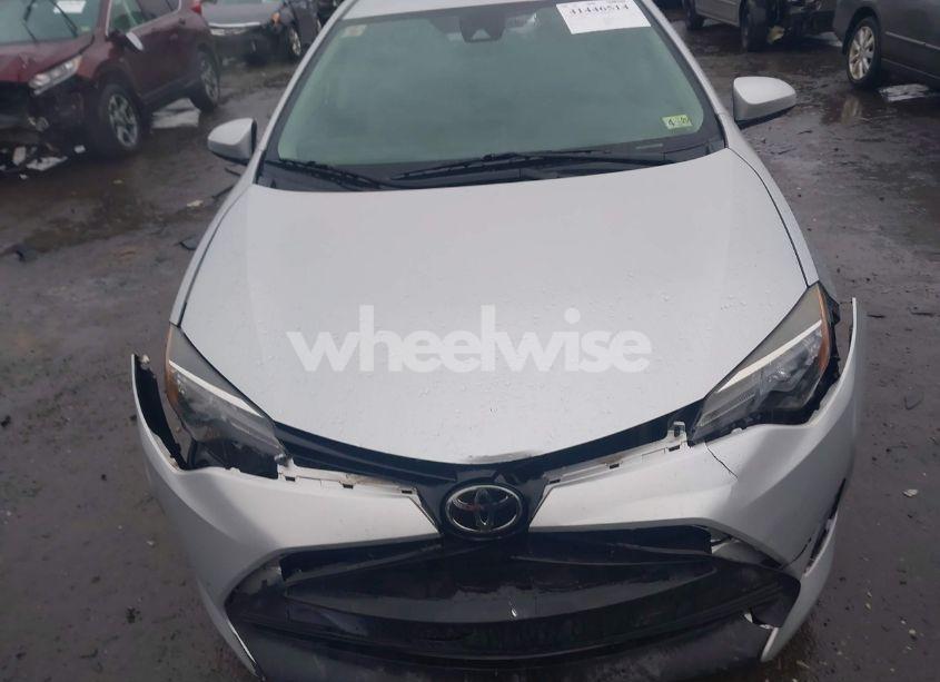 Photo 12 of 2019 Toyota Corolla LE (VIN 2T1BURHE4KC180397)