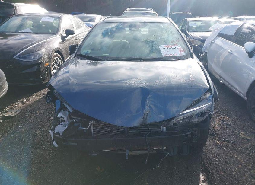 Photo 12 of 2019 Toyota Corolla LE (VIN 2T1BURHE4KC193781)