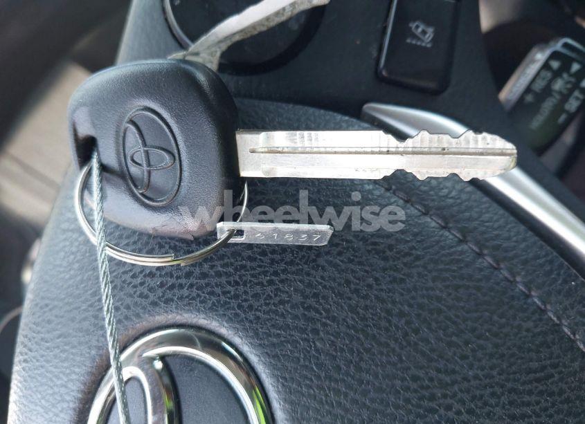 Photo 11 of 2019 Toyota Corolla L (VIN 2T1BURHE4KC195952)