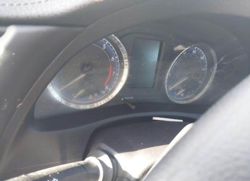 Photo 15 of 2019 Toyota Corolla LE (VIN 2T1BURHE4KC196082)