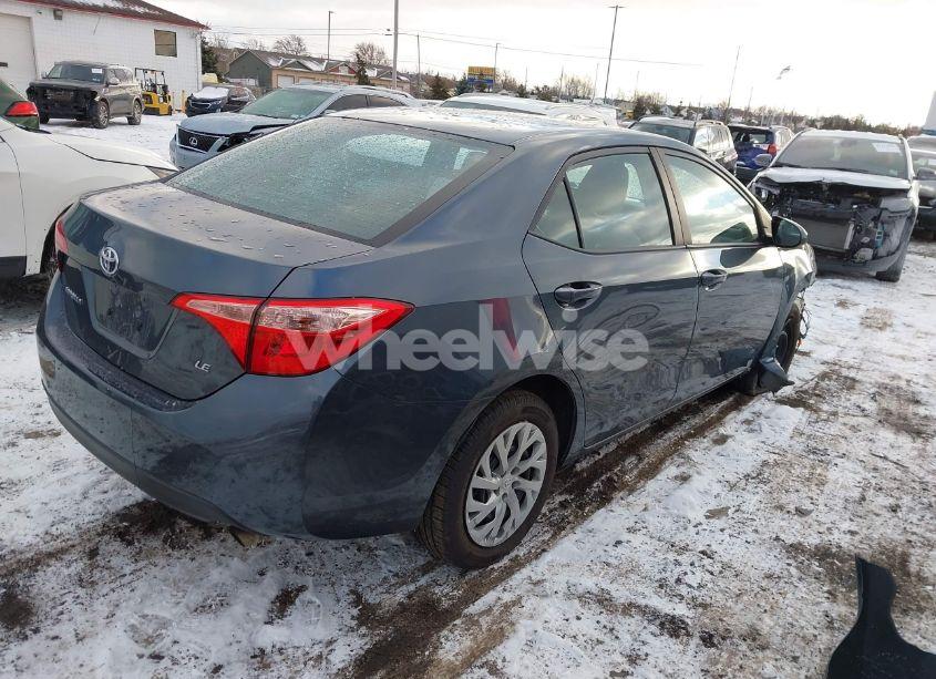 Photo 4 of 2019 Toyota Corolla LE (VIN 2T1BURHE4KC202446)
