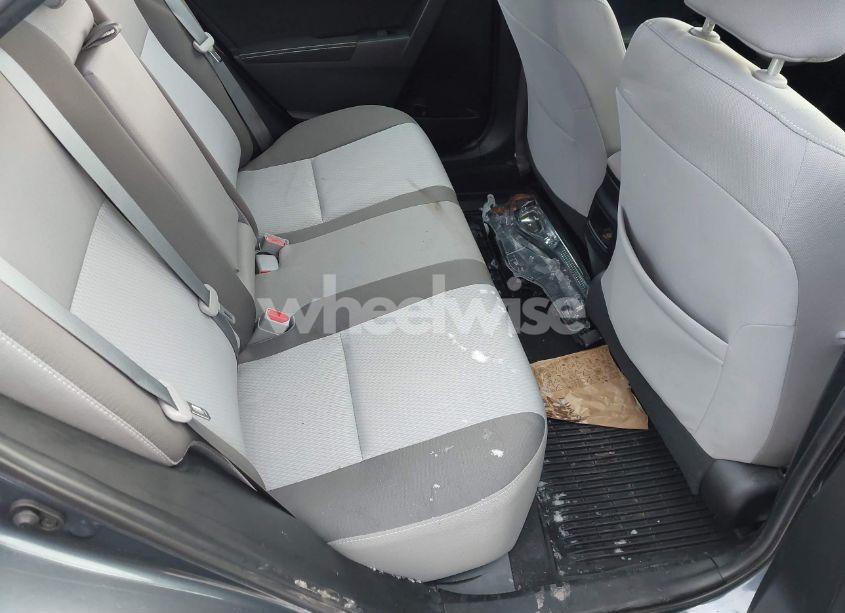 Photo 8 of 2019 Toyota Corolla LE (VIN 2T1BURHE4KC202446)