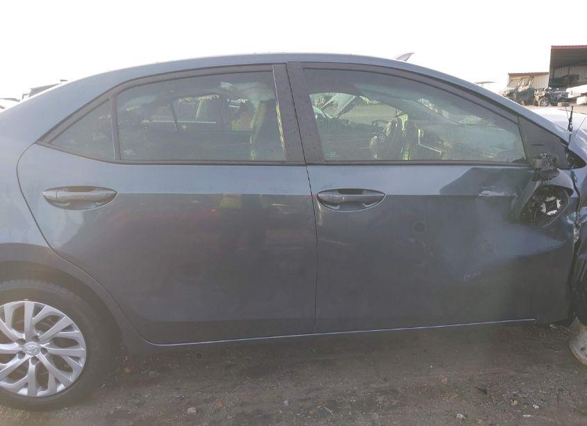 Photo 13 of 2019 Toyota Corolla LE (VIN 2T1BURHE4KC202785)