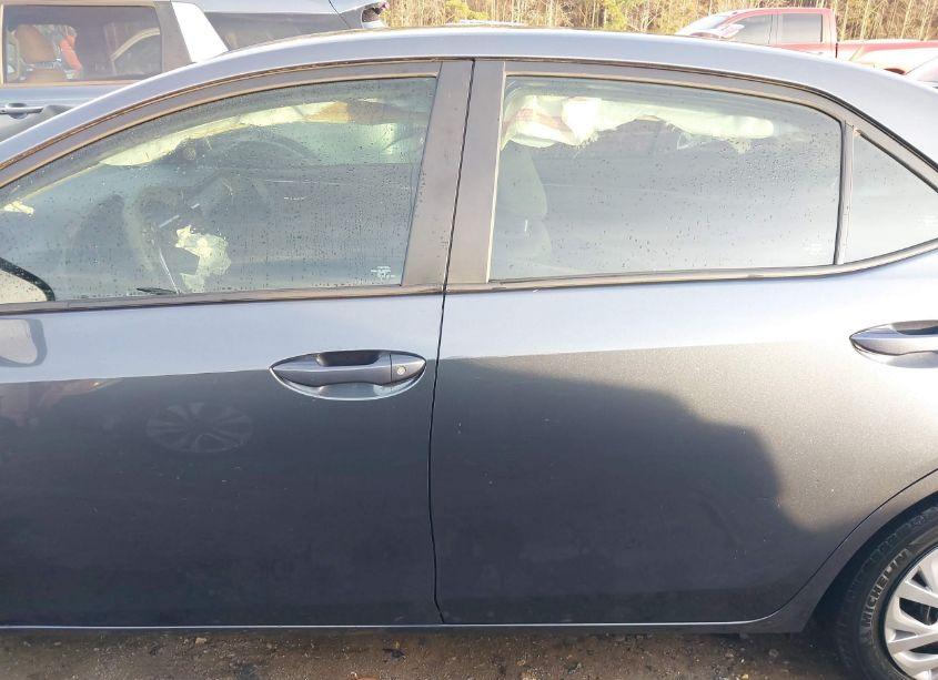 Photo 14 of 2019 Toyota Corolla LE (VIN 2T1BURHE4KC202785)