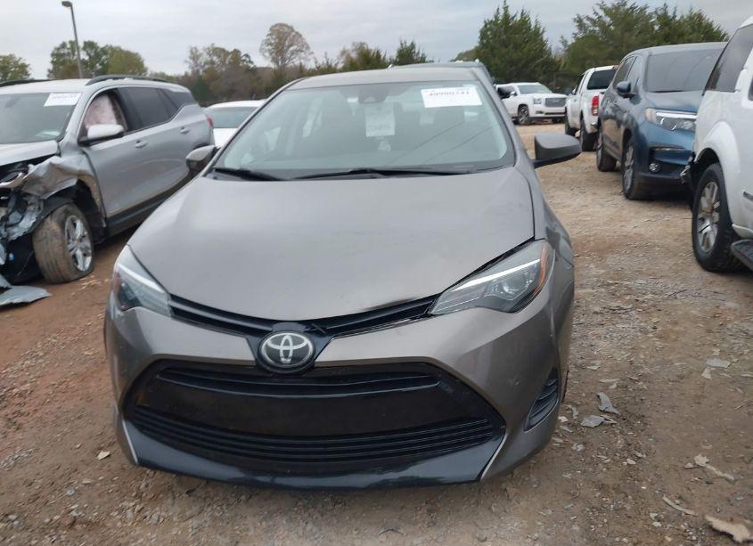 Photo 12 of 2019 Toyota Corolla LE (VIN 2T1BURHE4KC215066)