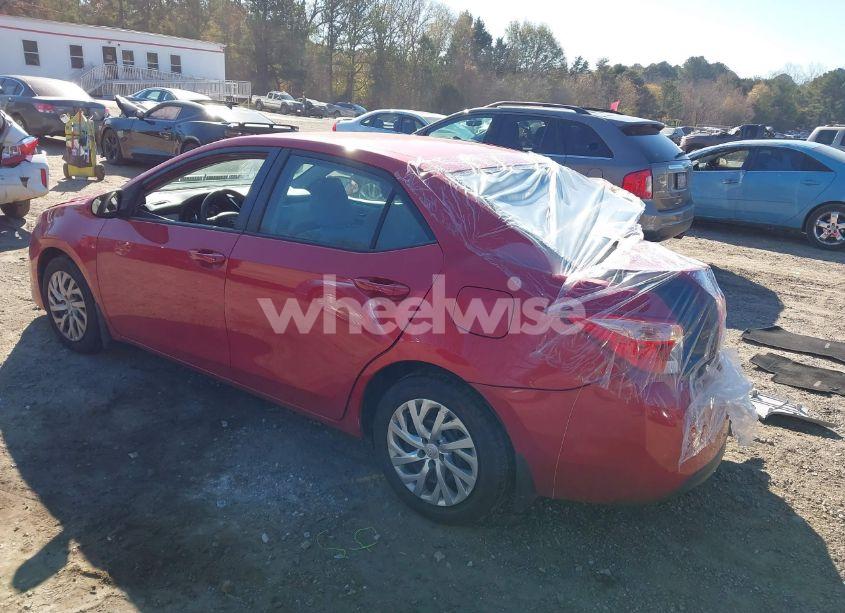 Photo 3 of 2019 Toyota Corolla LE (VIN 2T1BURHE4KC224124)