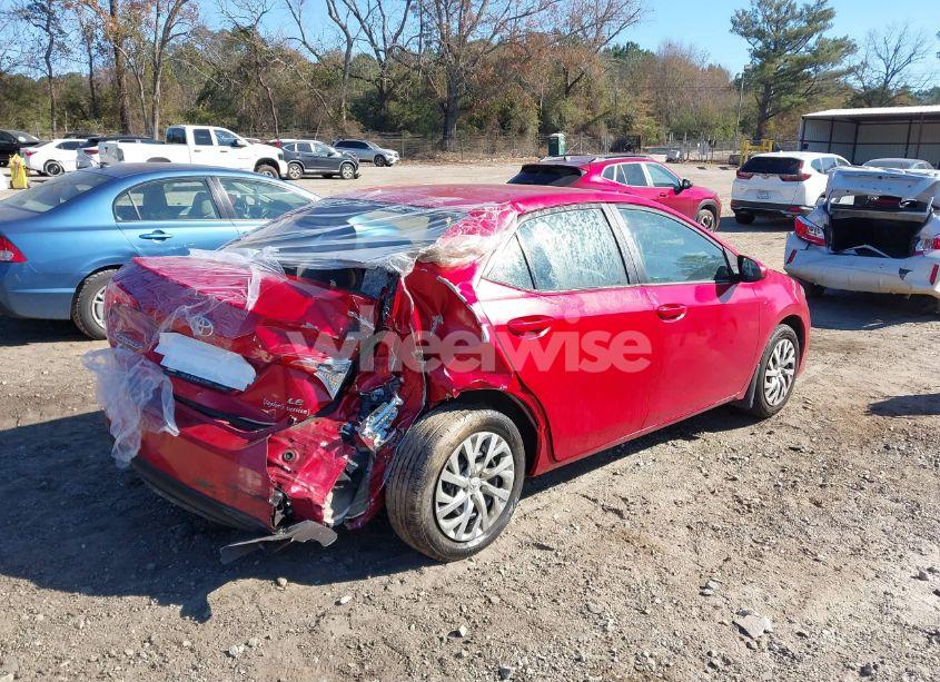 Photo 4 of 2019 Toyota Corolla LE (VIN 2T1BURHE4KC224124)