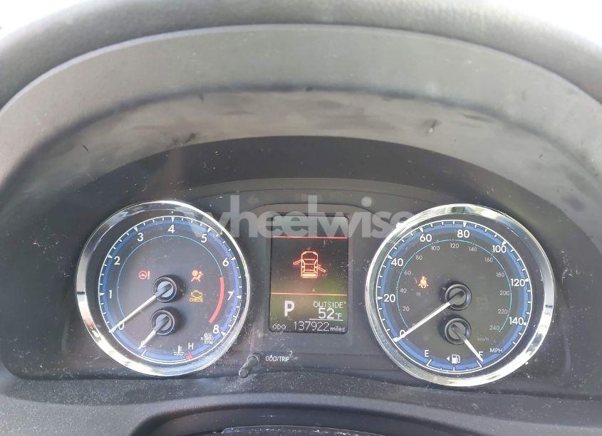 Photo 7 of 2019 Toyota Corolla LE (VIN 2T1BURHE4KC224124)