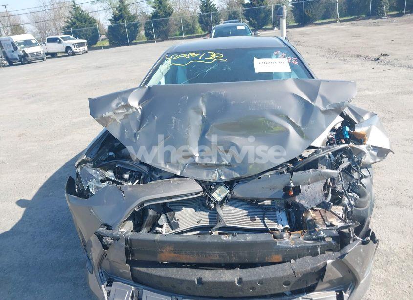 Photo 12 of 2019 Toyota Corolla LE (VIN 2T1BURHE4KC228304)