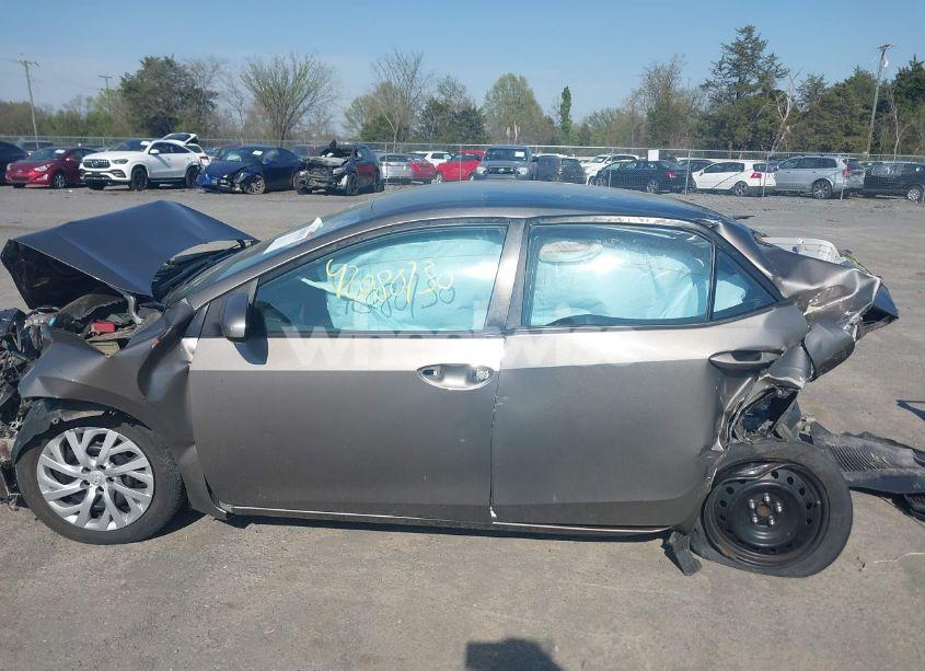 Photo 14 of 2019 Toyota Corolla LE (VIN 2T1BURHE4KC228304)