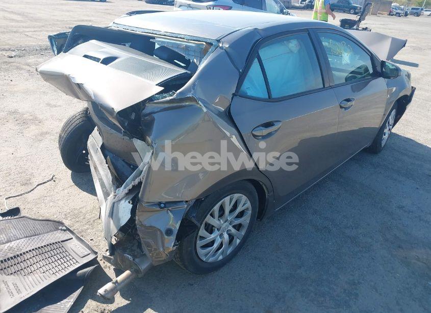 Photo 4 of 2019 Toyota Corolla LE (VIN 2T1BURHE4KC228304)