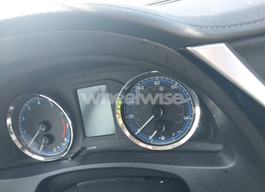 Photo 7 of 2019 Toyota Corolla LE (VIN 2T1BURHE4KC228304)