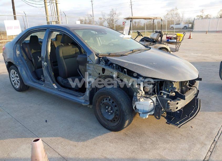 2019 Toyota Corolla LE (VIN 2T1BURHE4KC228674) main photo