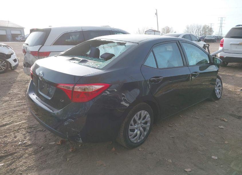 Photo 4 of 2019 Toyota Corolla LE (VIN 2T1BURHE4KC236113)