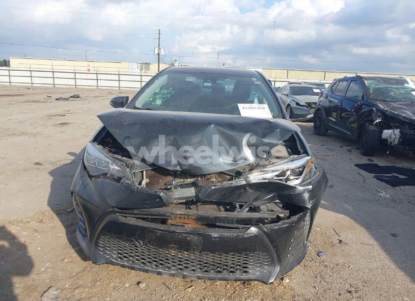 Photo 12 of 2019 Toyota Corolla SE (VIN 2T1BURHE4KC240520)