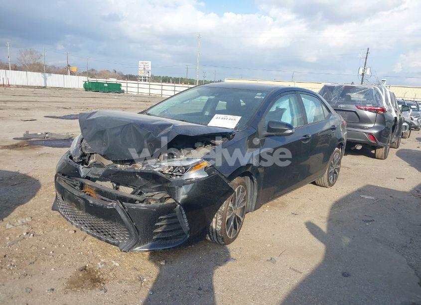 Photo 2 of 2019 Toyota Corolla SE (VIN 2T1BURHE4KC240520)