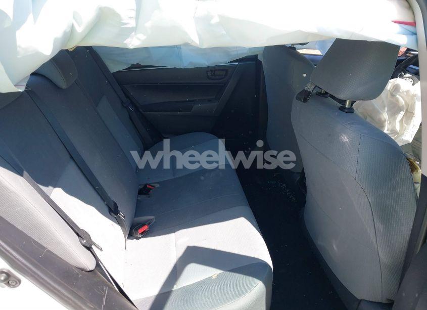 Photo 8 of 2014 Toyota Corolla L (VIN 2T1BURHE5EC047460)