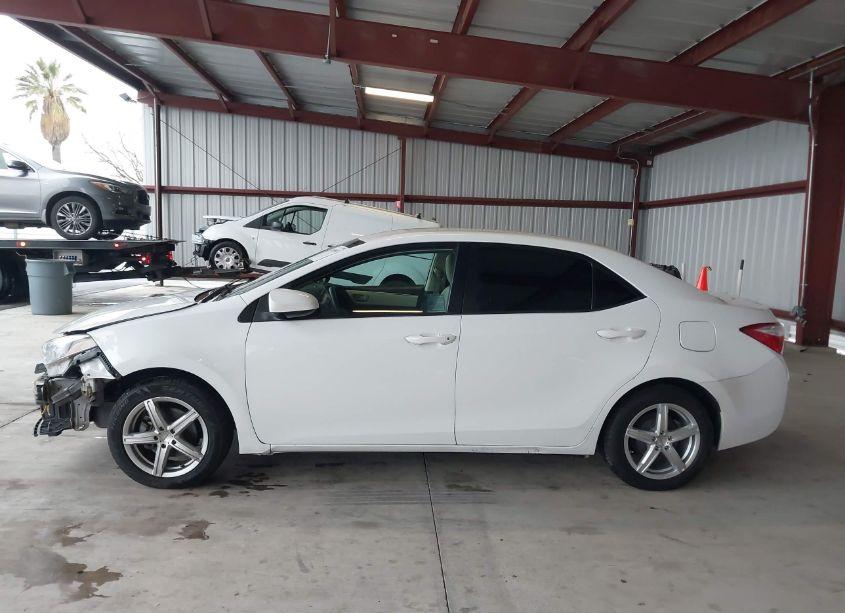 Photo 15 of 2014 Toyota Corolla LE (VIN 2T1BURHE5EC067045)