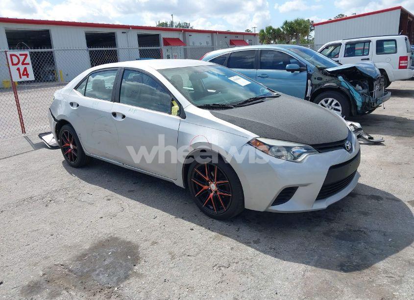 2014 Toyota Corolla LE (VIN 2T1BURHE5EC108564) main photo