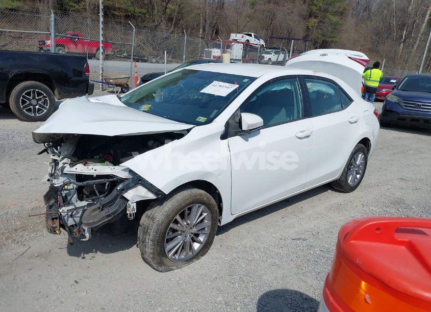 Photo 2 of 2014 Toyota Corolla LE PLUS (VIN 2T1BURHE5EC116101)