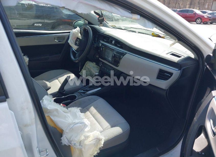 Photo 5 of 2014 Toyota Corolla LE PLUS (VIN 2T1BURHE5EC116101)