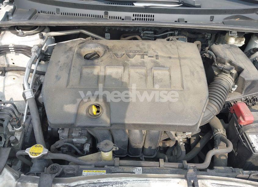 Photo 10 of 2014 Toyota Corolla LE (VIN 2T1BURHE5EC120584)