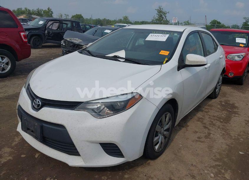 Photo 2 of 2014 Toyota Corolla LE (VIN 2T1BURHE5EC120584)