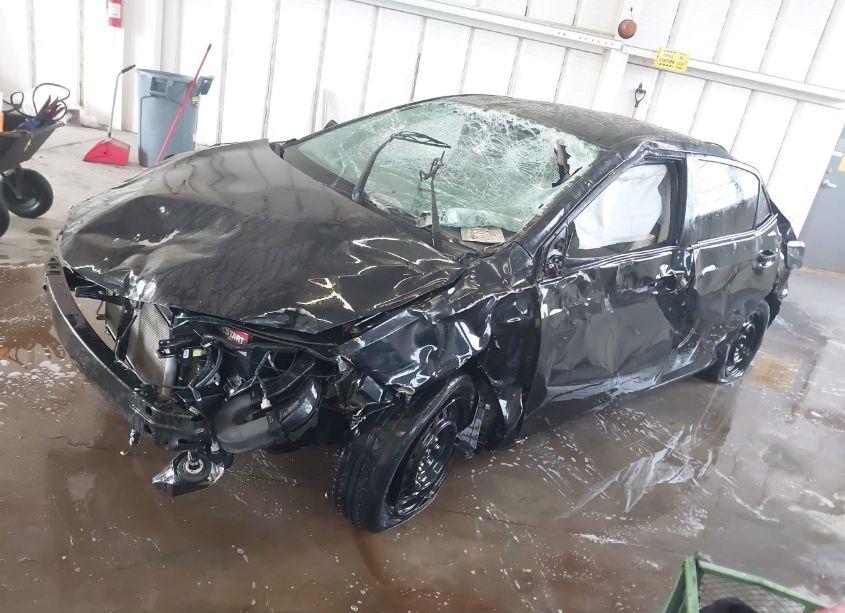 Photo 2 of 2014 Toyota Corolla LE (VIN 2T1BURHE5EC174483)