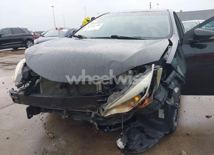Photo 6 of 2014 Toyota Corolla S PLUS (VIN 2T1BURHE5EC180252)