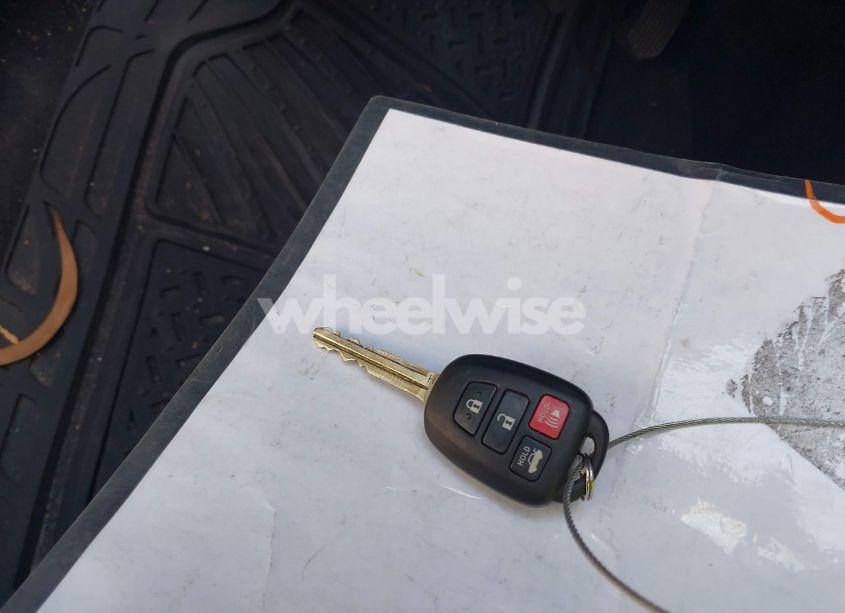 Photo 11 of 2014 Toyota Corolla S (VIN 2T1BURHE5EC181949)