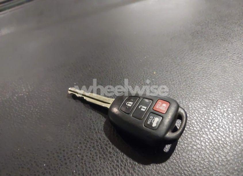 Photo 11 of 2014 Toyota Corolla LE (VIN 2T1BURHE5EC186732)