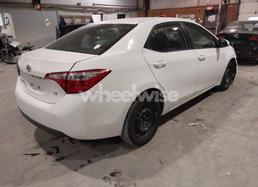 Photo 4 of 2014 Toyota Corolla LE (VIN 2T1BURHE5EC186732)